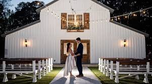 jennifer lake and ivy oaks wedding