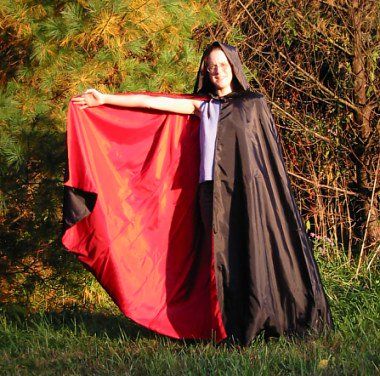 aqw cape blowing to the side